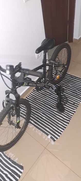 Vând bicicleta de copii 12 ani cu premergătoare
