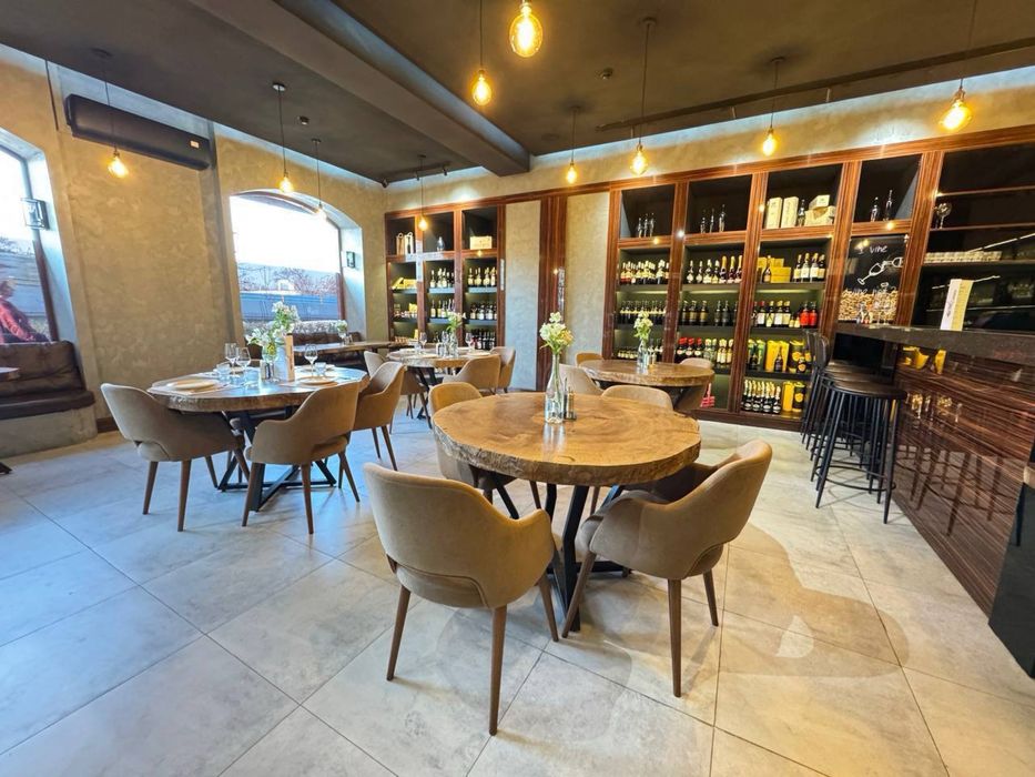 Нежилое помещение На Жк Parisien новостройка  общая площадь: 320 кв.м