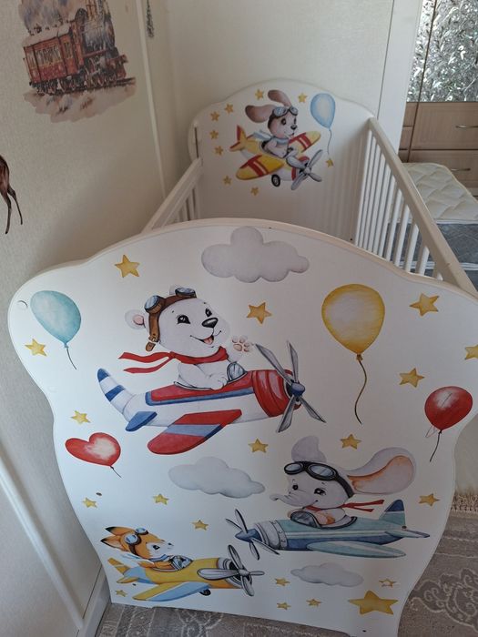 Продам детскую кроватку 10.000