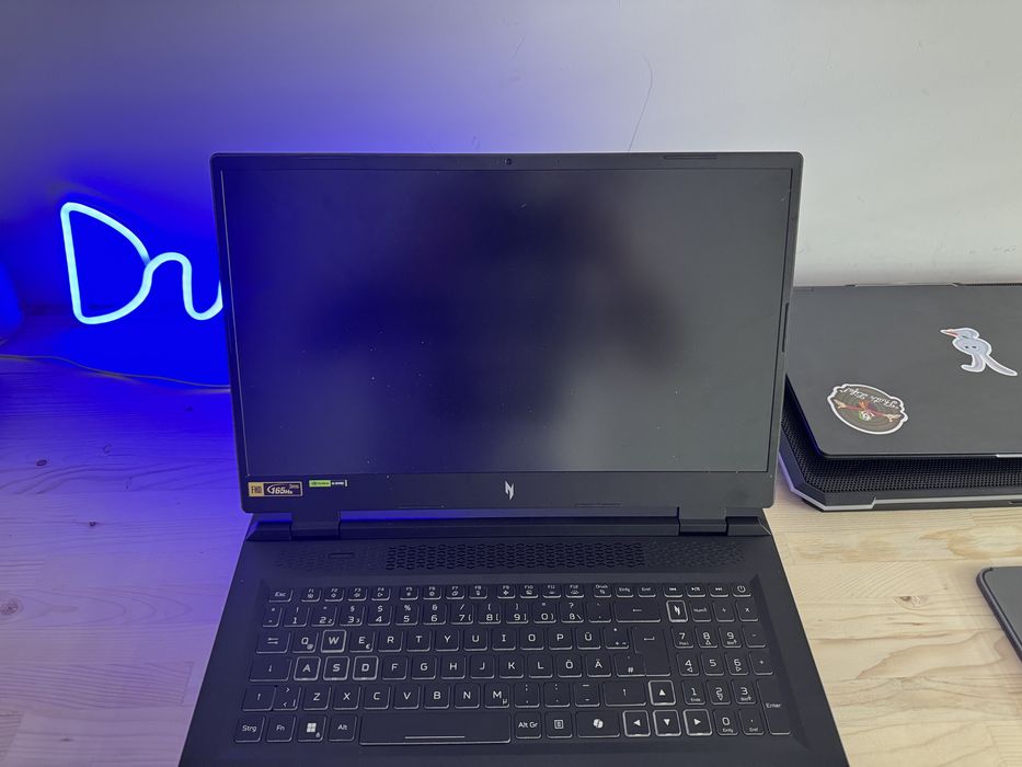 Laptop Acer nitro 17 defect