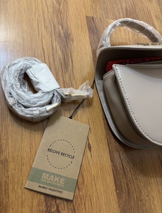 Чанта през рамо Valentino, нова