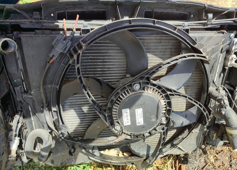 БМВ е90. Ноускат. Оригинал. Из Японии.