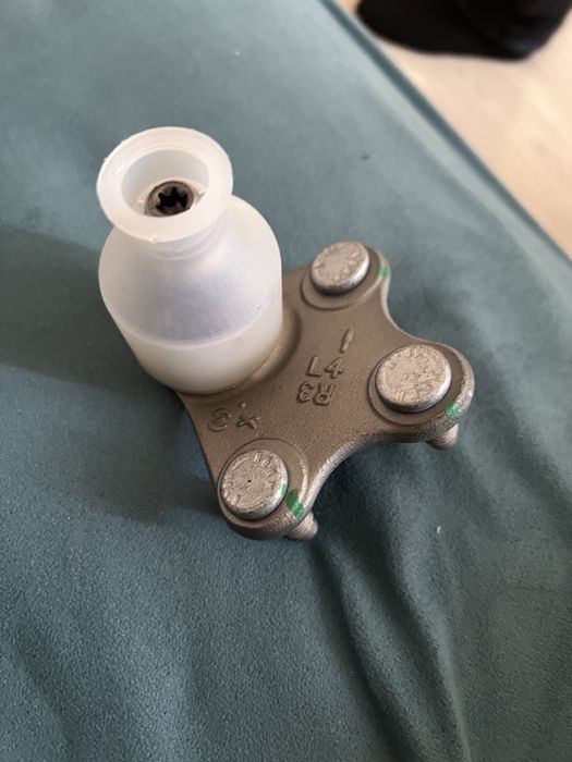 2 Шаровая опора Polo/Rapid