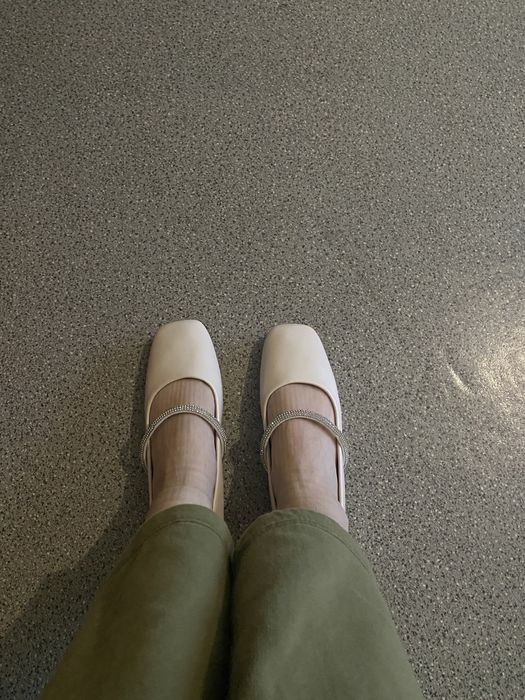 Продаются балетки новые