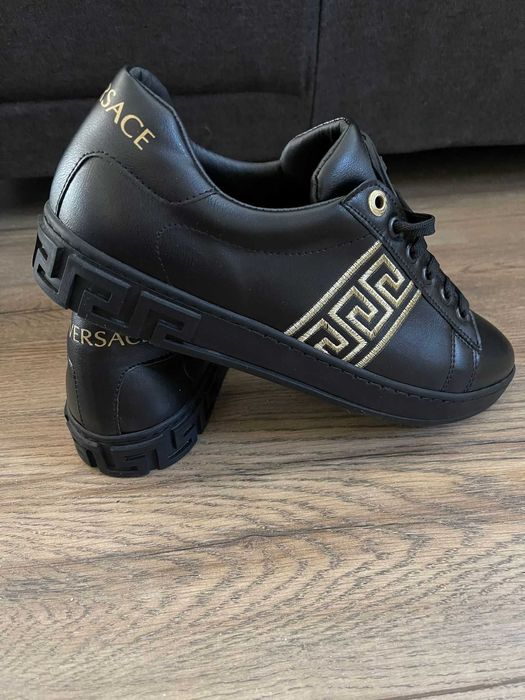 Adidasi Pantofi Sport Versace din piele marimea 42 , 2 modele