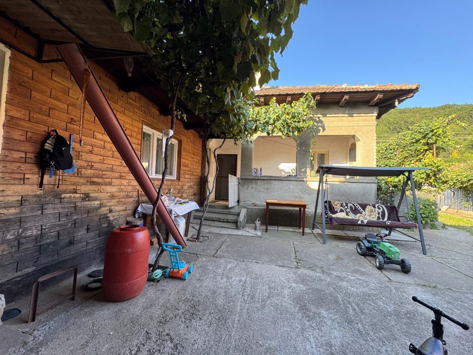 Casa de vanzare in Plopu Darmanesti