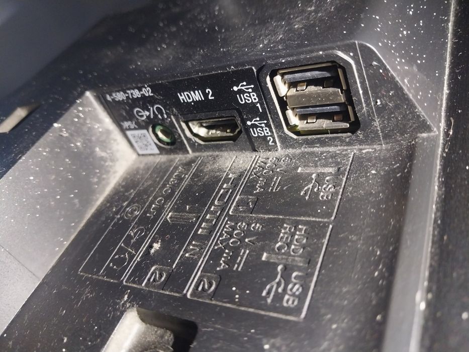 Большой смарт телевизор Sony 122см.