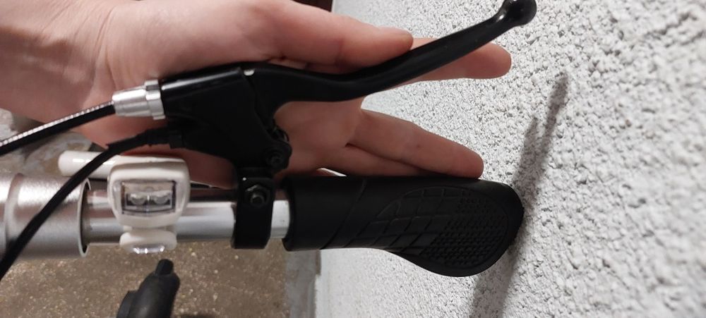 Vand trotineta electrica