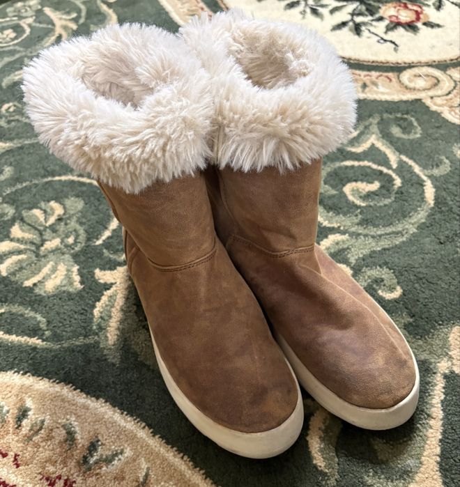 Меки и топли ботушки Зара, 37 размер- 10€