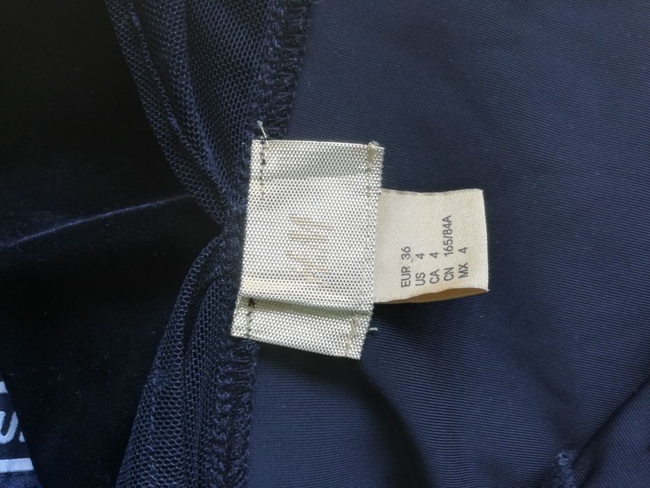 Черна рокля от H&M