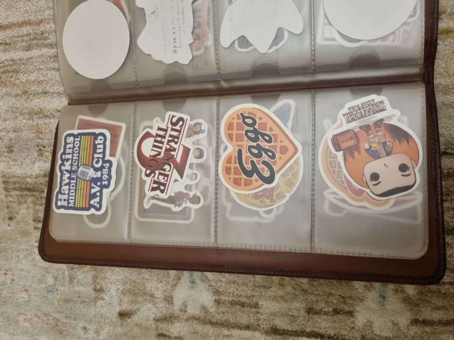 Наклейки Очень Странные дела