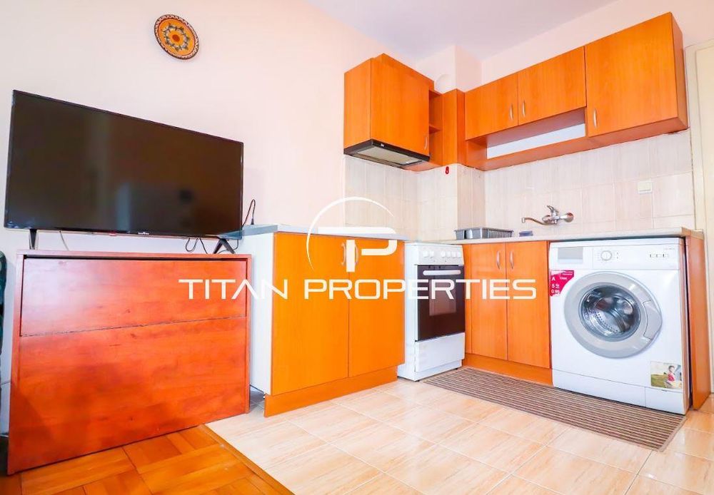 Дава се под наем Двустаен апартамент в Варна, Спортна зала - 70 кв.м за 434 € - Снимка #1