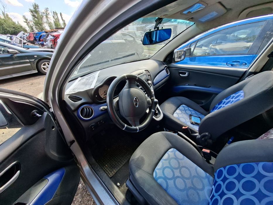 Dezmembrez Hyundai I10 1.1D   2009