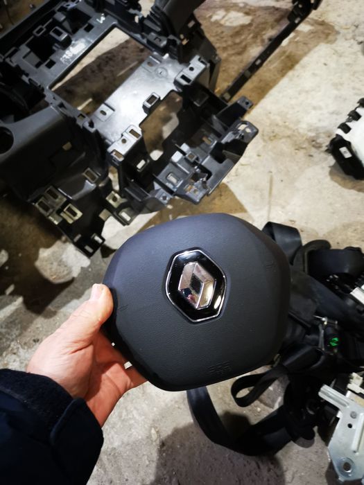 Vând kit airbag plansa bord centuri airbag volan Renault talisman