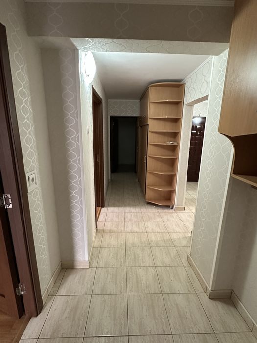 Apartament 4 camere de inchiriat