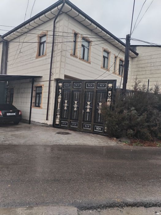 Катеж 2 этаж  1 10 кв  4 комната