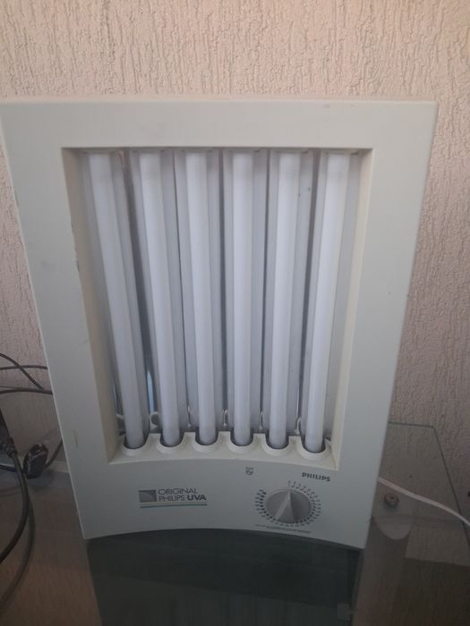 Lampa-aparat bronzat facial