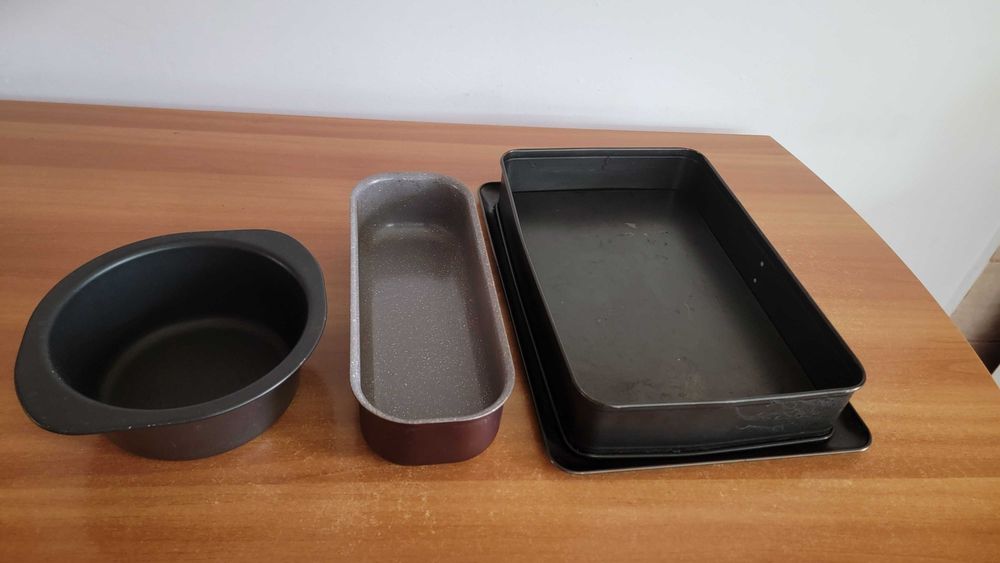 Tavă prajituri, formā pentru crema caramel si forma de chec