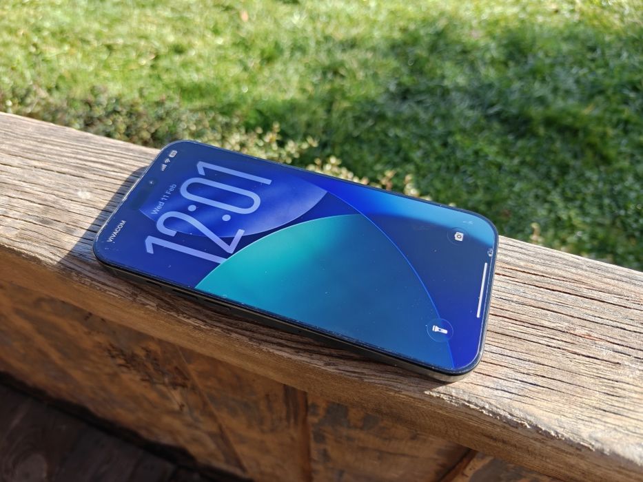 Продавам iPhone 16 Pro Max