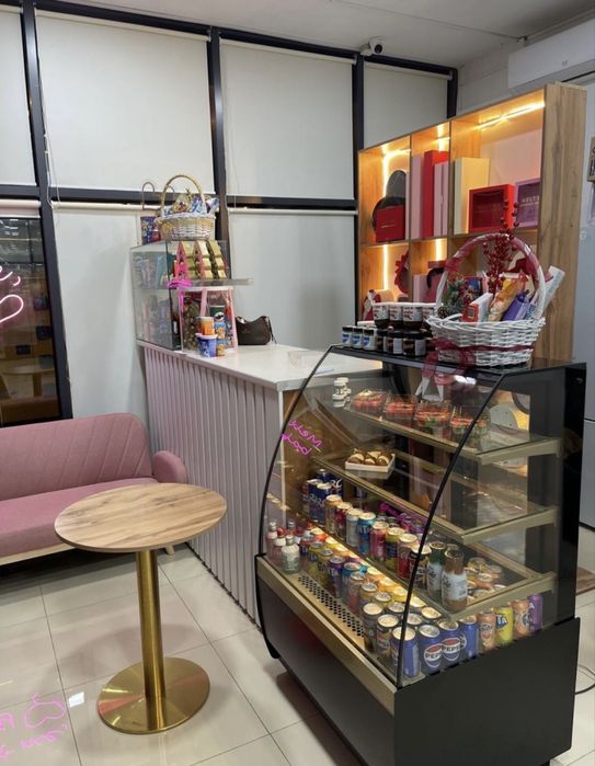 Витринный холодильник