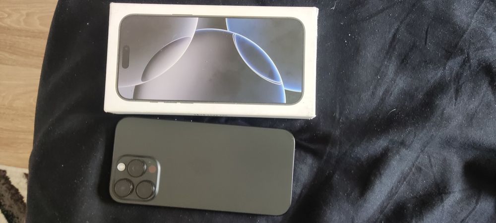 Продавам aifon 16 pro max