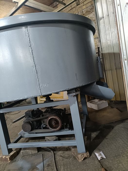 Смеситель бетона БС-1000