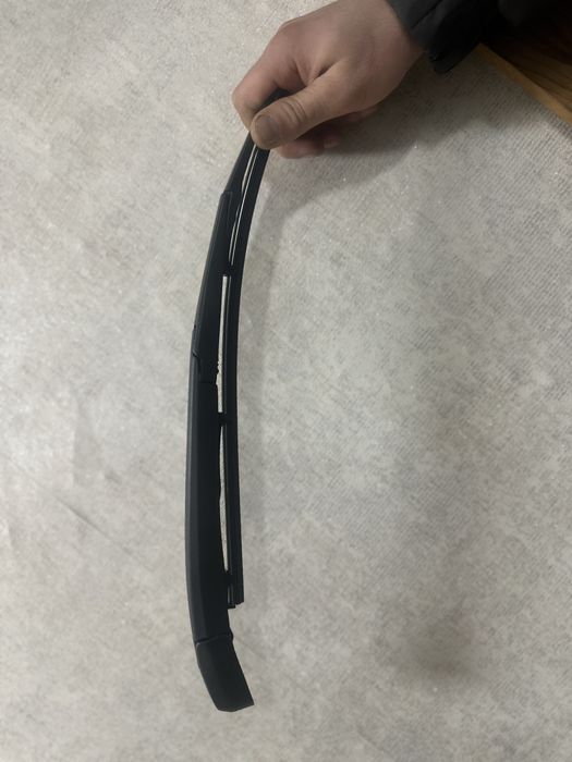 Задний дворник на лексус и прадо