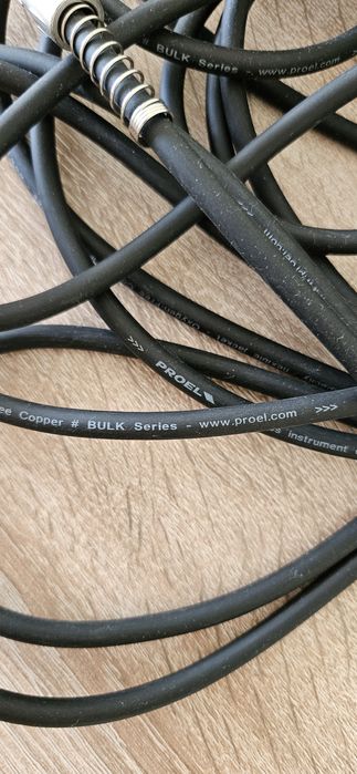 Cabluri audio balansate .