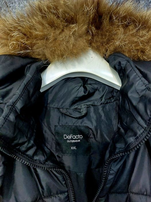 Стилна дамска парка Defacto с естествен косъм – размер XXL