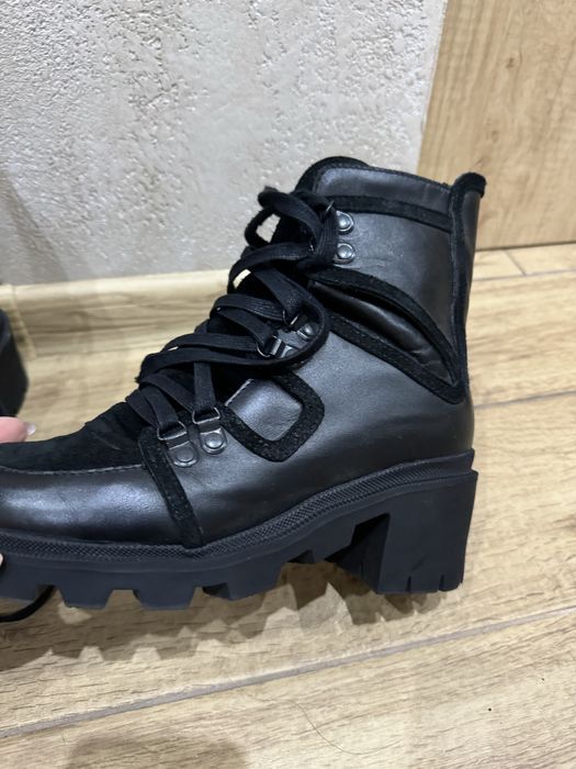 Боти от естествена кожа