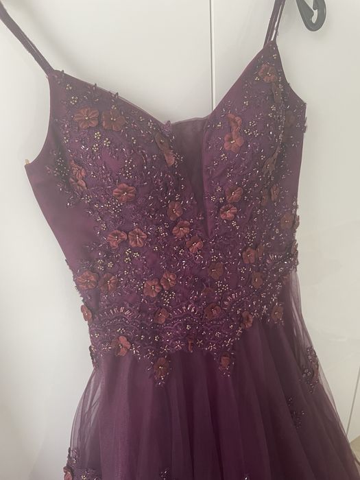 Официална лилава рокля