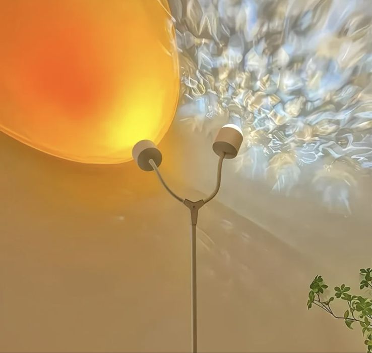 Напольный светильник