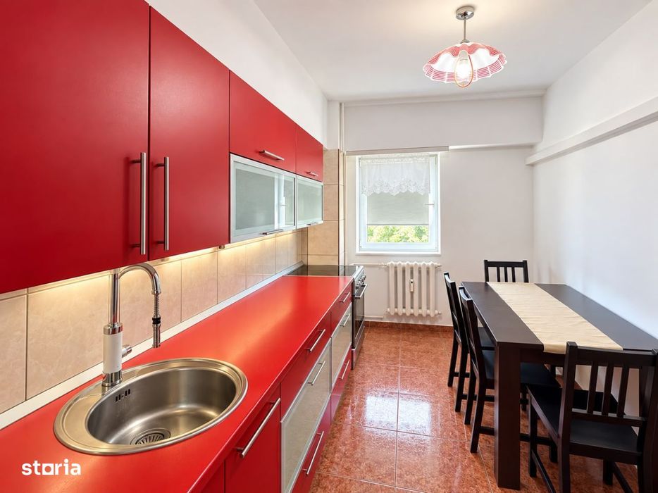 Victoria-Bd Tomis | Apart decomandat, renovat, mobilat si parcare