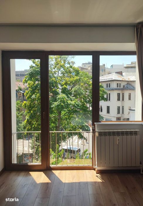 Apartament 3 camere Piața Romană / Amzei. Vedere Piațeta Arthur Verona