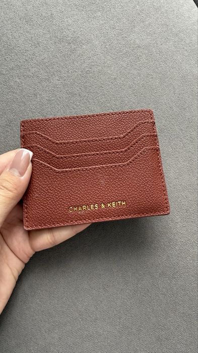 Кожаный картхолдер charles&keith
