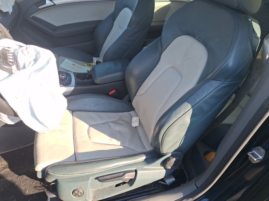 Dezmembrez Audi A5 motor 2.7 cod motor CGKA 190 cp cod culoare LZ5A