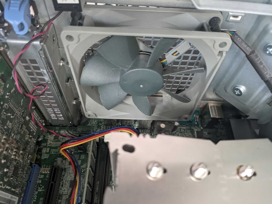 Работна станция/workstation DELL 7810 E5-2690V3 64GB 250GB SSD K5000