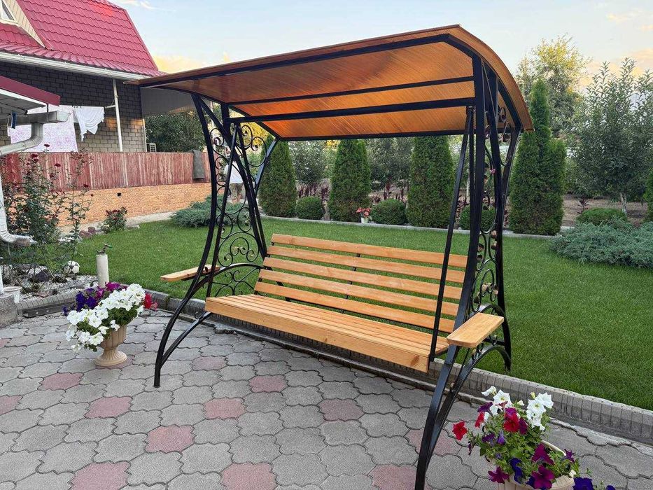 Качеля садовая (новая)