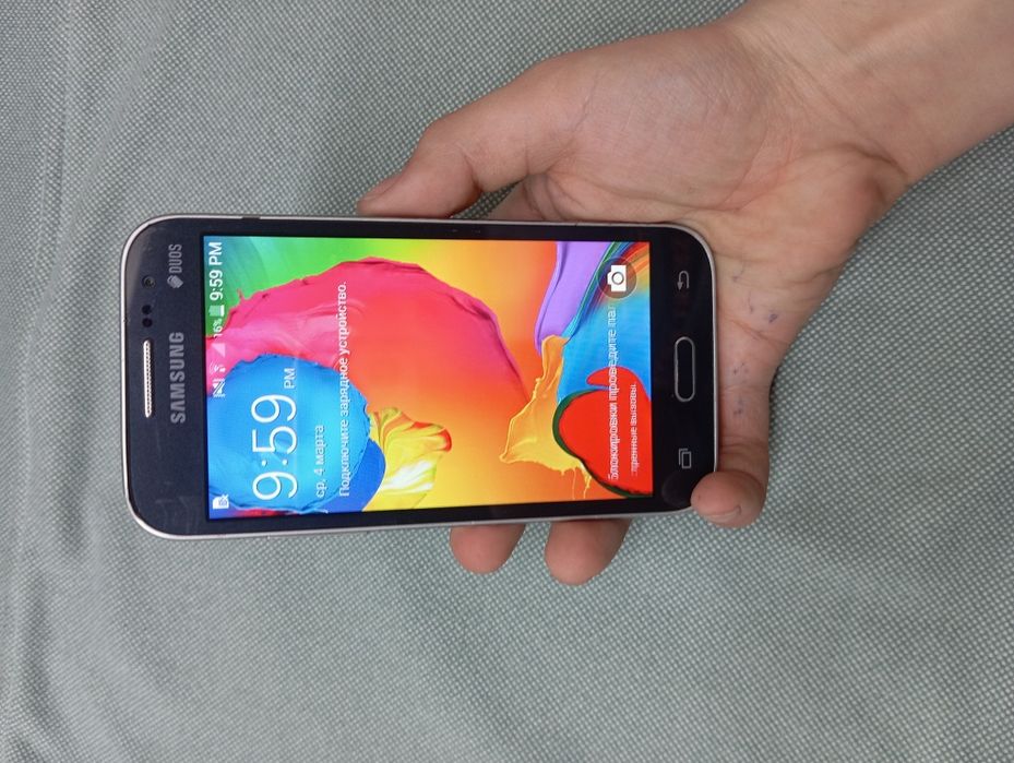 Продам телефон Самсунг