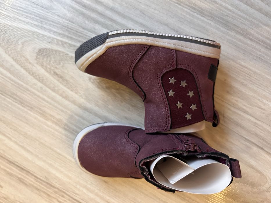 Продам ботиночки на девочку