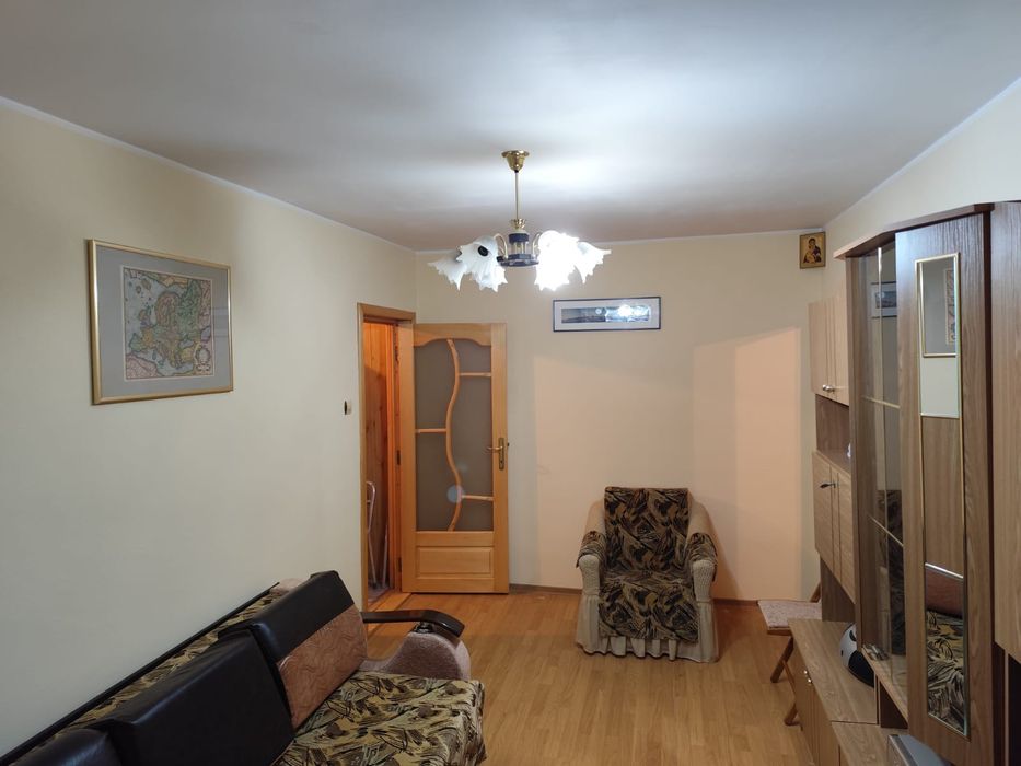 Apartament de închiriat