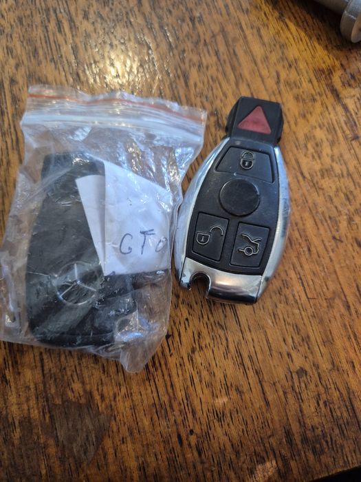 Гълтач за мерцедес w 164 с два ключа