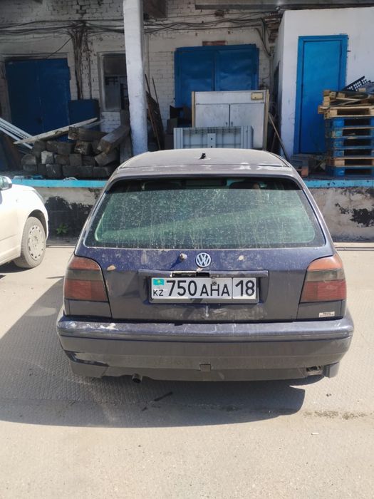 Срочно продам гольф 3