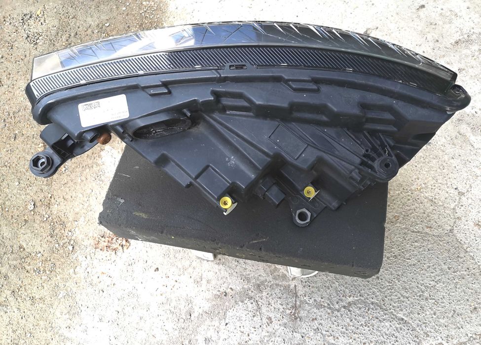 Оригинален фар Шкода Камия  Skoda  Kamiq  Led