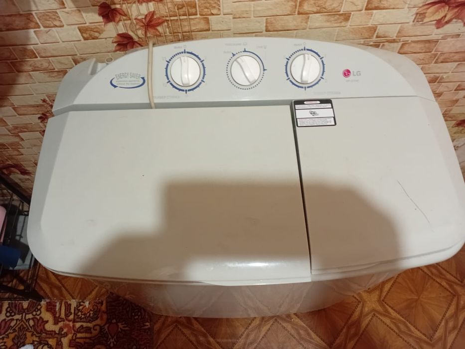 Продам стиральную  машинку