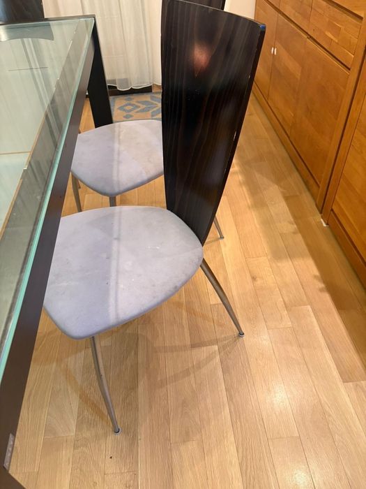 Трапезна маса с шест стола