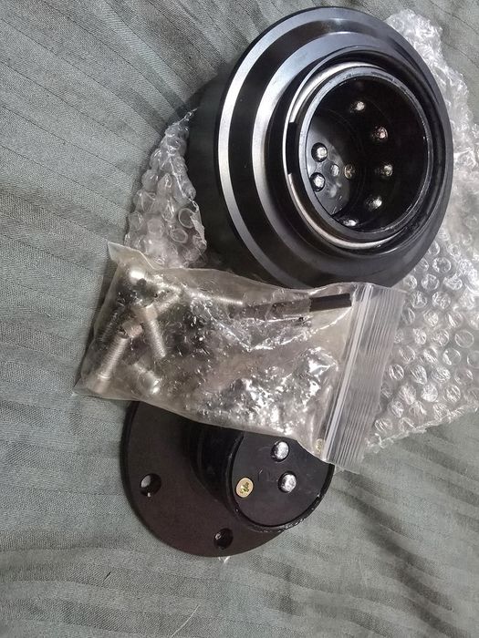 Быстросъёмное крепление руля