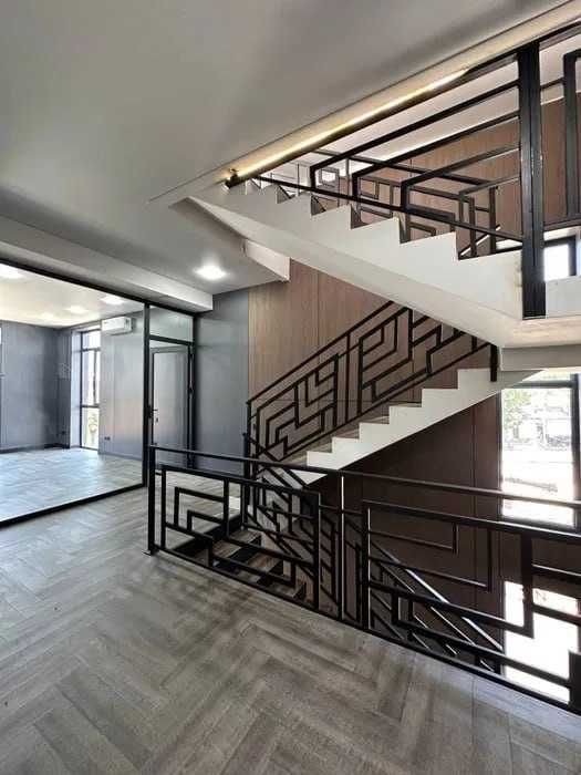 Офисное здание в центре города | 405 м² | Готово к работе