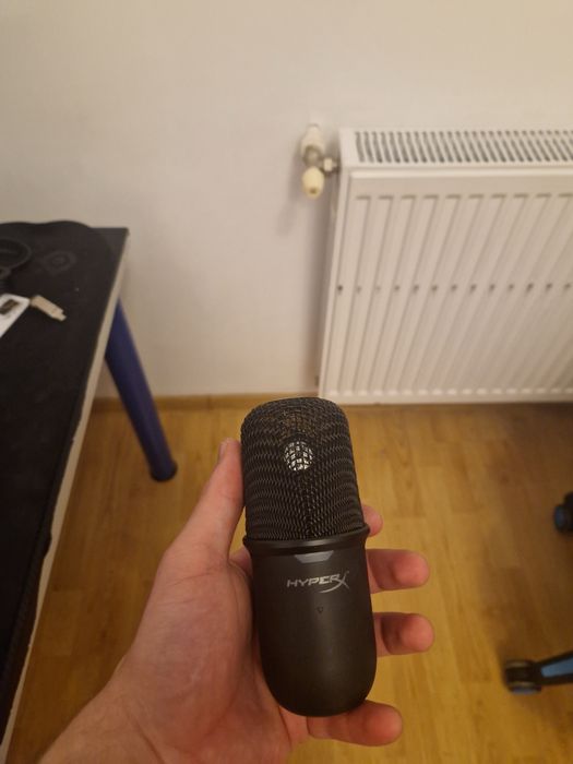Vând microfon HyperX SoloCast USB