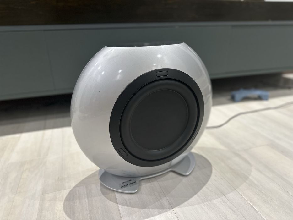 Subwoofer activ  Kef HTB 2 250w